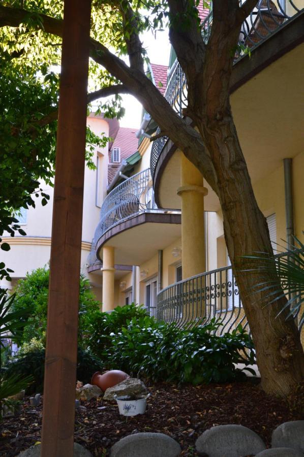 Hotel Harka Harkany Ngoại thất bức ảnh