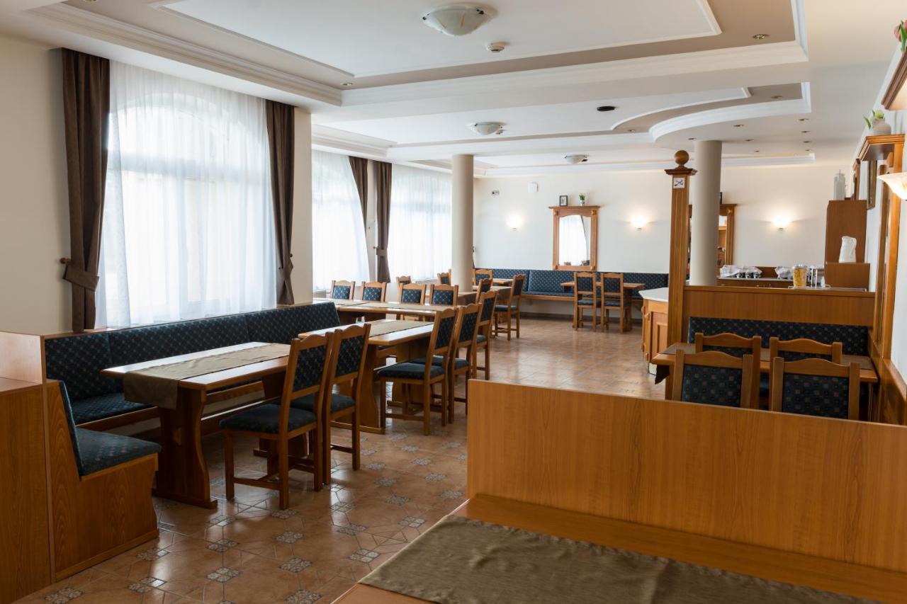 Hotel Harka Harkany Ngoại thất bức ảnh