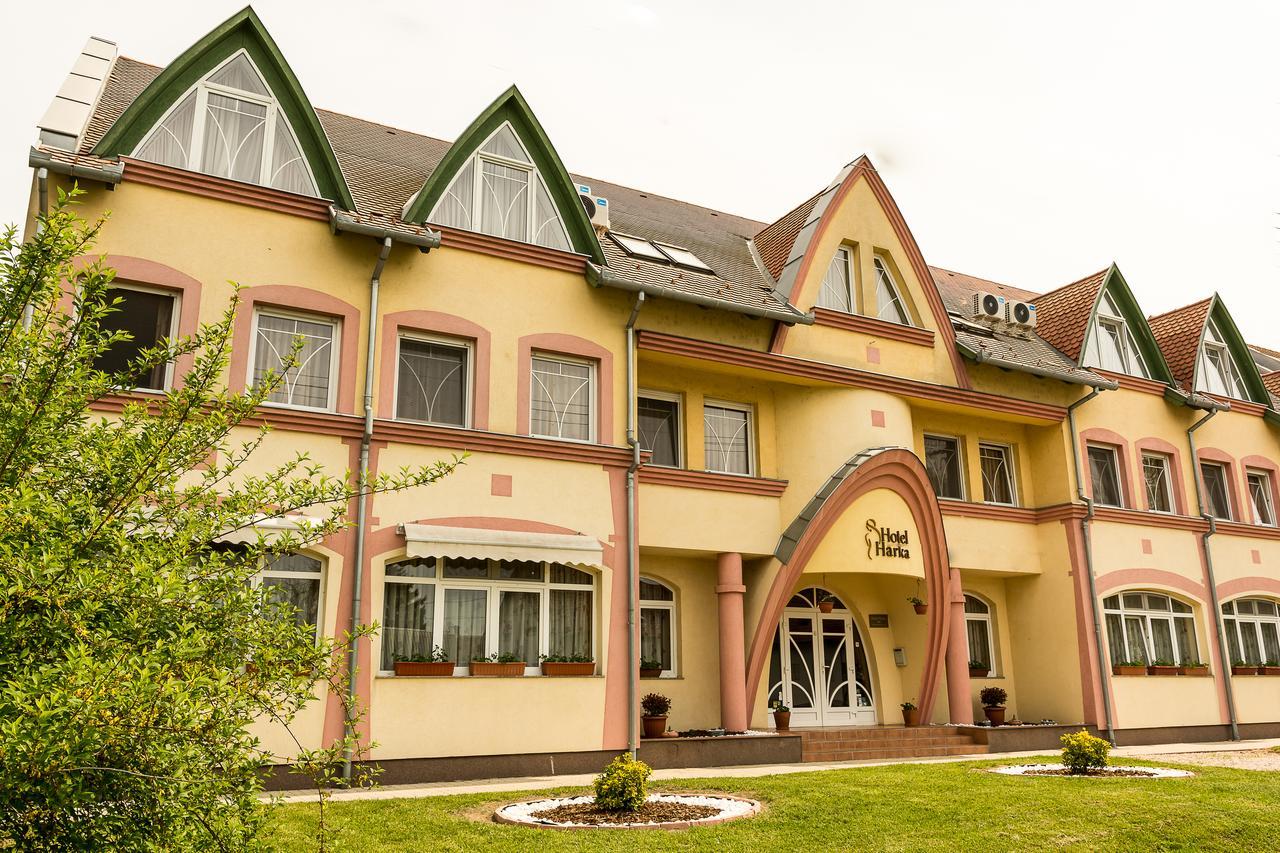 Hotel Harka Harkany Ngoại thất bức ảnh